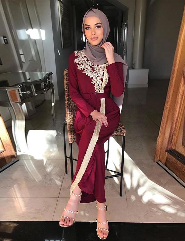 Abaya i satin